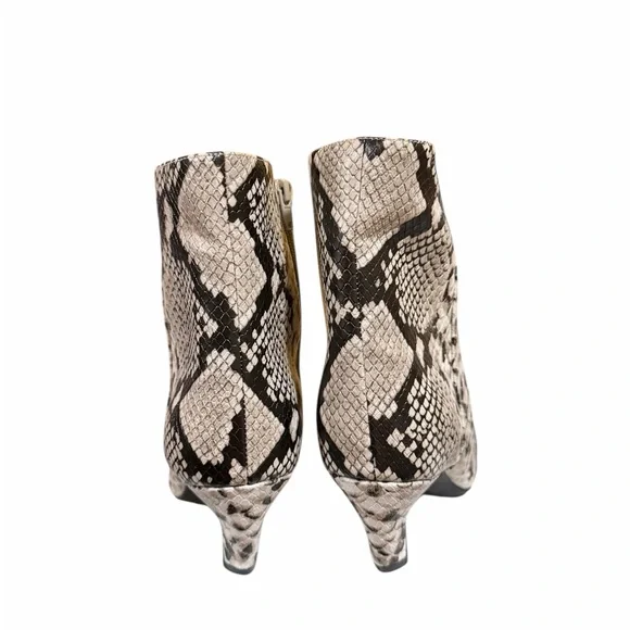 🌼🌟NWOT INC INTERNATIONAL CONCEPT Snakeskin Ankle Boots. 1” heel - Picture 7 of 10